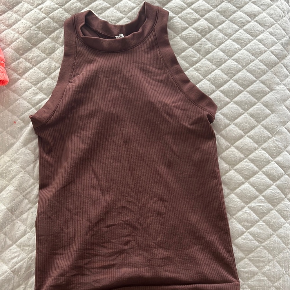Athleta ribbed high neck tank form fitting